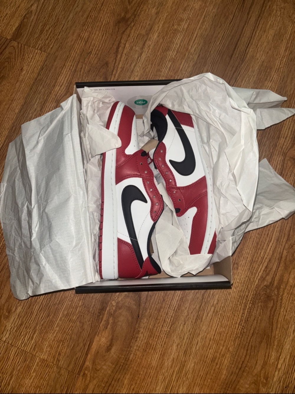 Nike Men’s Low-Top Sneakers in Red, White and Black